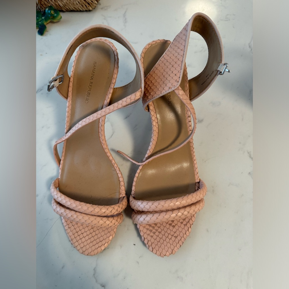 Banana Republic Blush Pink Heels